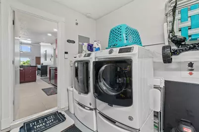 12542 Westhampton Circle, Wellington, FL 33414 - Photo 16