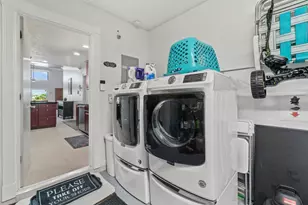 12542 Westhampton Cir, Wellington, FL 33414 - Photo 16