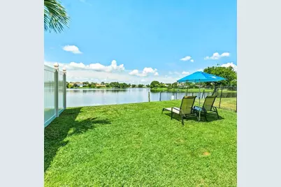 12542 Westhampton Circle, Wellington, FL 33414 - Photo 6