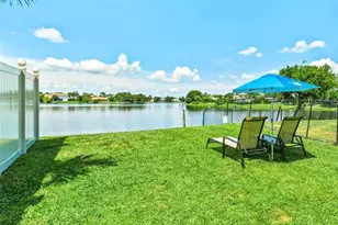 12542 Westhampton Cir, Wellington, FL 33414 - Photo 6