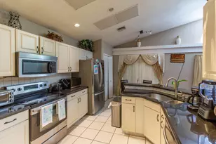 15157 Oak Chase Ct, Wellington, FL 33414 - Photo 8