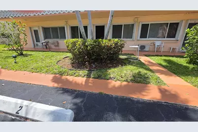 900 SW 10th Terrace #2s, Hallandale Beach, FL 33009 - Photo 4
