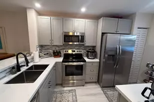 539 NW 36th Ave, Deerfield Beach, FL 33442 - Photo 10