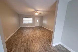 516 NW 54th St, Boca Raton, FL 33487 - Photo 12