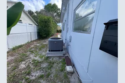 840 NW 33rd Street, Oakland Park, FL  - Photo 20