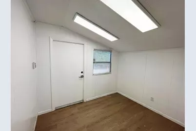 840 NW 33rd Street, Oakland Park, FL  - Photo 14