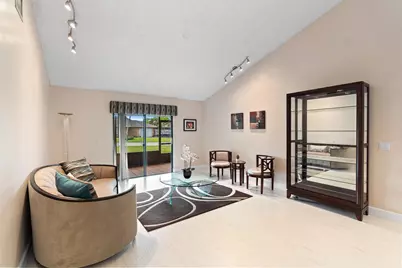 9909 SW 16th Street, Pembroke Pines, FL 33025 - Photo 14