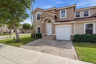 27598 SW 138th Ave, Homestead, FL 33032 - Photo 2