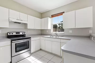 27598 SW 138th Avenue, Homestead, FL 33032 - Photo 14