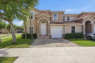 27598 SW 138th Ave, Homestead, FL 33032 - Photo 1