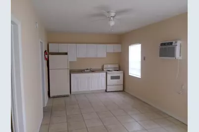 [Address not provided], Hallandale Beach, FL 33009 - Photo 4