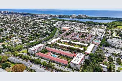 250 NE 20th Street #5220, Boca Raton, FL 33431 - Photo 32