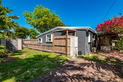 710 NE 58th Court, Oakland Park, FL 33334 - Photo 26