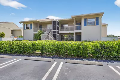 21 Eastgate Drive #D, Boynton Beach, FL 33436 - Photo 2