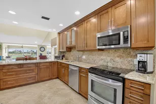 21 Eastgate Dr, Boynton Beach, FL 33436 - Photo 18