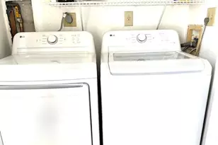 2810 N Oakland Forest Dr, Oakland Park, FL 33309 - Photo 14