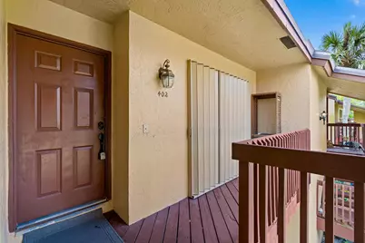 402 Lakeview Drive E, Royal Palm Beach, FL 33411 - Photo 10