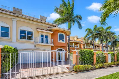 903 NE 17th Way #104, Fort Lauderdale, FL 33304 - Photo 1