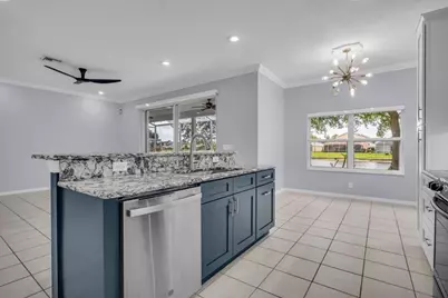 4732 SE Mizner Place, Stuart, FL 34997 - Photo 8