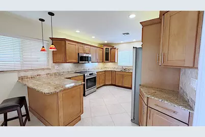 222 SE 2nd Terrace, Dania Beach, FL 33004 - Photo 8