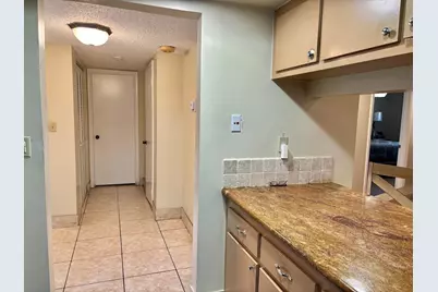 8600 NW 34th Place, Sunrise, FL 33351 - Photo 6