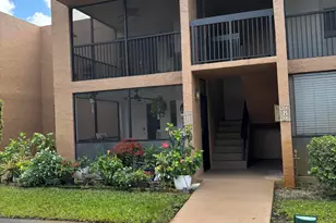 8600 NW 34th Pl, Sunrise, FL 33351 - Photo 2