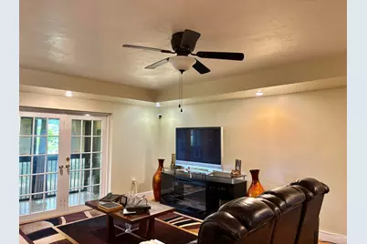 8600 NW 34th Place, Sunrise, FL 33351 - Photo 12