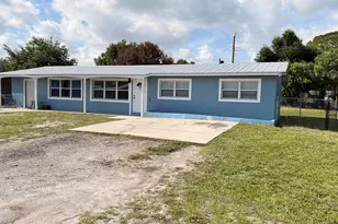 928 Fra-Mar Pl, Fort Pierce, FL 34982 - Photo 2