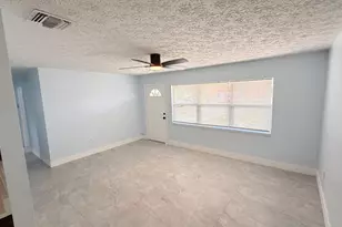 928 Fra-Mar Pl, Fort Pierce, FL 34982 - Photo 4