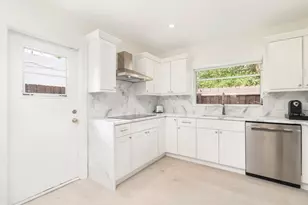 439 28th St, West Palm Beach, FL 33407 - Photo 16