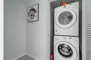 401 N Birch Rd, Fort Lauderdale, FL 33304 - Photo 48