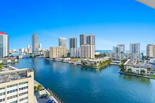 121 Golden Isles Dr, Hallandale Beach, FL 33009 - Photo 20