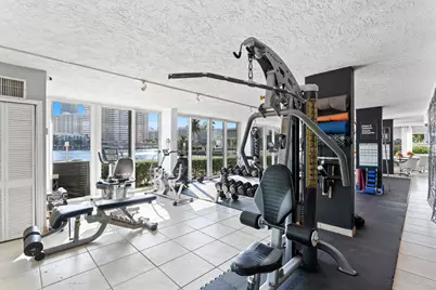 121 Golden Isles Drive #Ph1, Hallandale Beach, FL 33009 - Photo 18