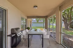 375 SW Saginaw Ave, Port Saint Lucie, FL 34953 - Photo 6