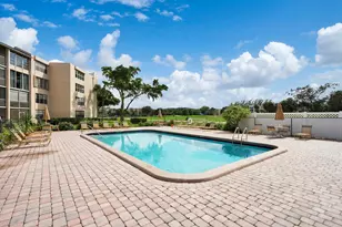 9461 Evergreen Pl, Davie, FL 33324 - Photo 12