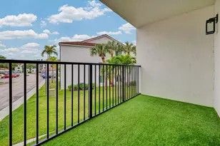 1010 Villa Cir, Boynton Beach, FL 33435 - Photo 16