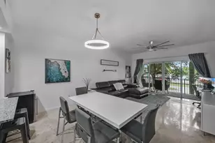 1610 Presidential Way, West Palm Beach, FL 33401 - Photo 4