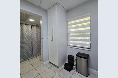 10501 W Broward Boulevard #302, Plantation, FL 33324 - Photo 14