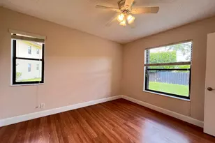 21890 Lake Forest Cir, Boca Raton, FL 33433 - Photo 26