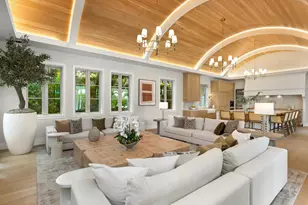 122 Bloomfield Dr, West Palm Beach, FL 33405 - Photo 6