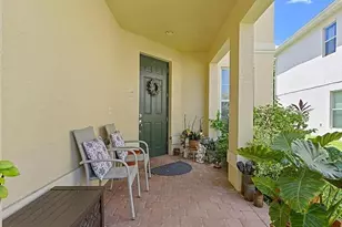 1513 NW Cataluna Cir, Port Saint Lucie, FL 34986 - Photo 10