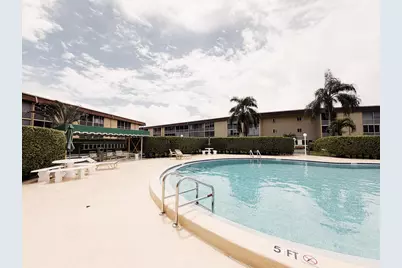 600 Village Green Court #203, Palm Springs, FL 33461 - Photo 16