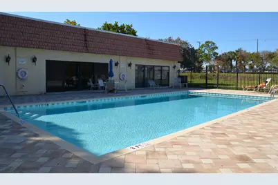 126 S Cypress Road #Unit 717, Pompano Beach, FL 33060 - Photo 1