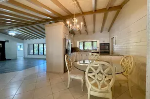 2725 NE 27th Ct, Fort Lauderdale, FL 33306 - Photo 10