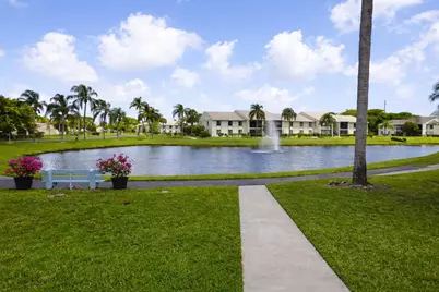 1118 Green Pine Boulevard #B1, West Palm Beach, FL 33409 - Photo 2
