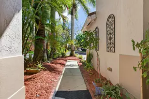552 Penta Ct, Weston, FL 33327 - Photo 86