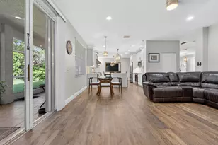 552 Penta Ct, Weston, FL 33327 - Photo 24