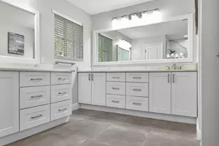 552 Penta Ct, Weston, FL 33327 - Photo 76