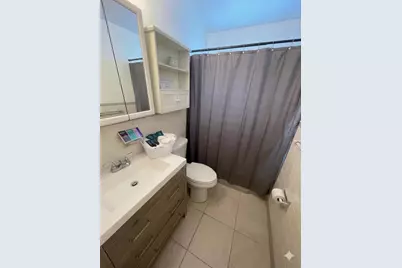 1067 SW 3rd Street, Hallandale Beach, FL 33009 - Photo 10