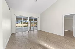 2141 SW Bayshore Blvd, Port Saint Lucie, FL 34984 - Photo 8